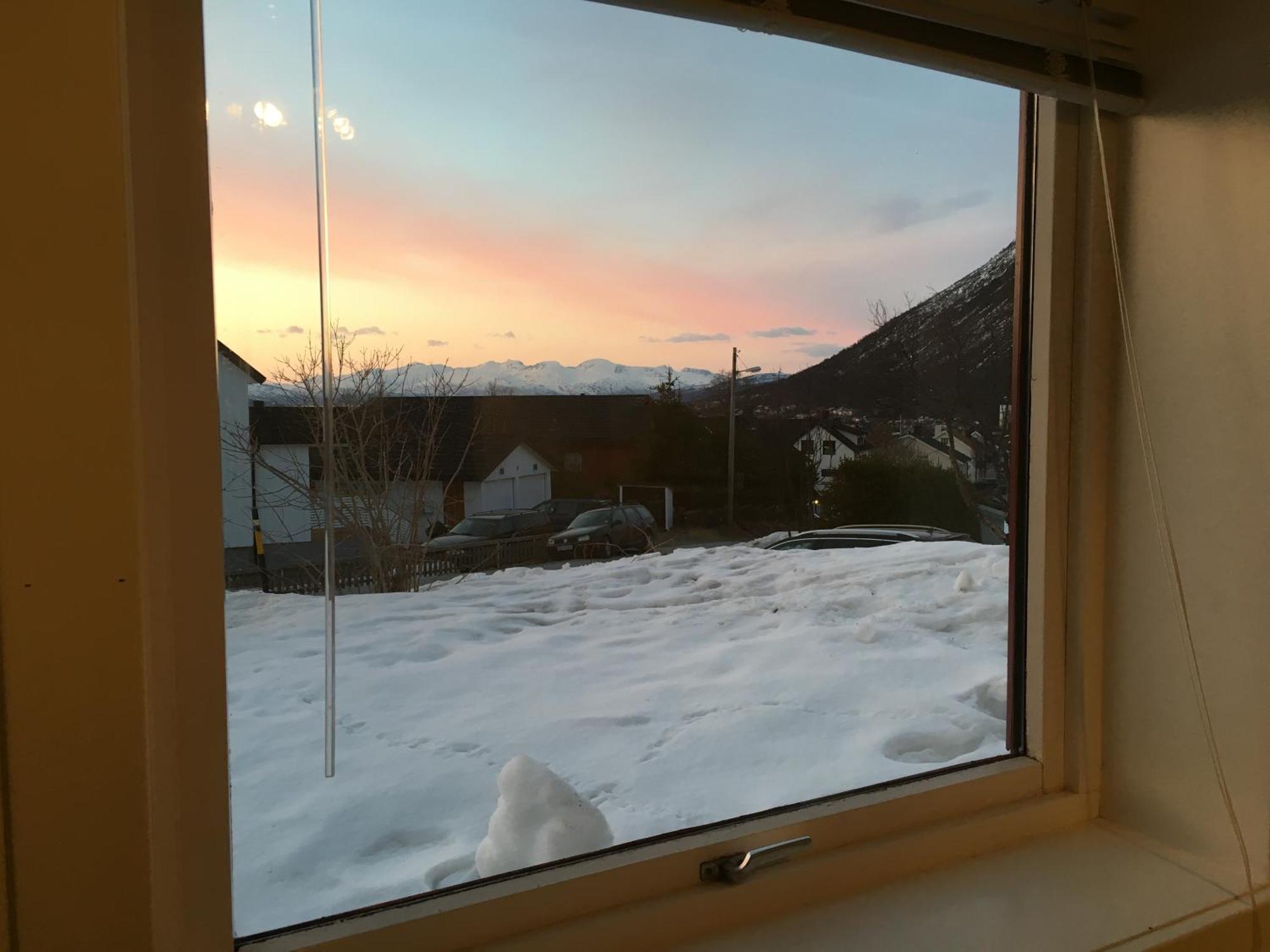Sentralt Plassert Leilighet Ved Sherpatrappen Tromsø Dış mekan fotoğraf